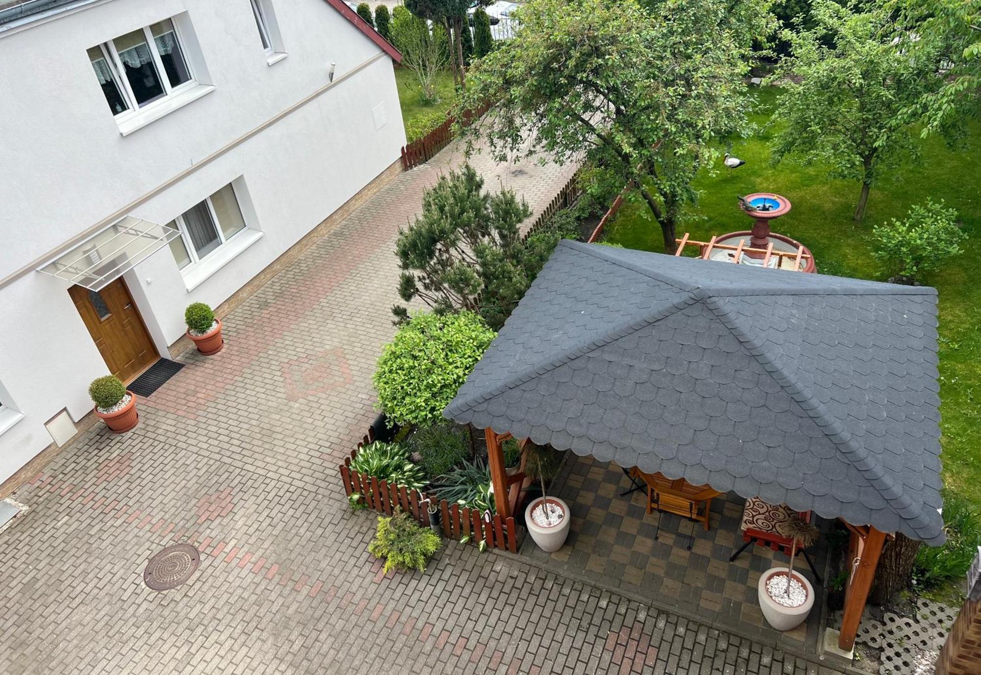 Pokoj Pomorska Elblag Esterno foto