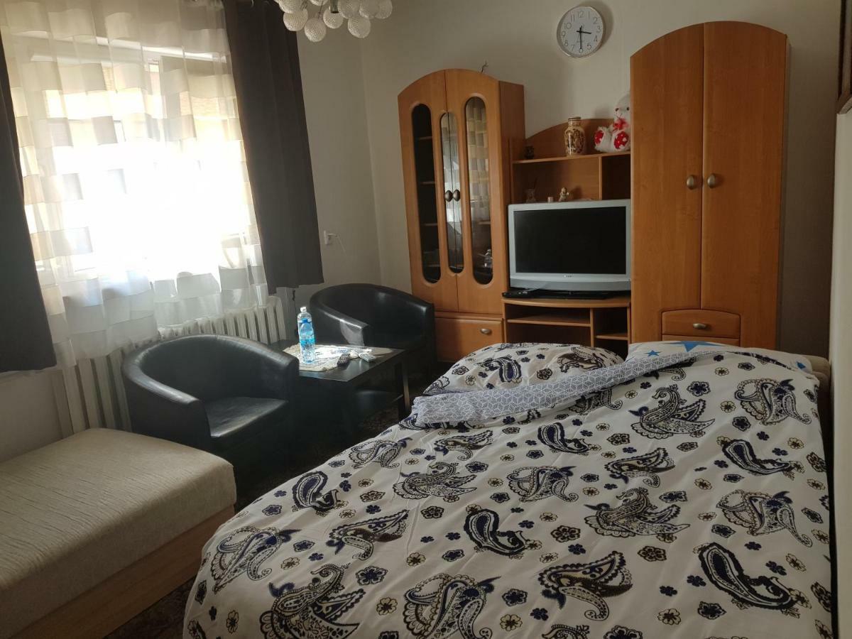 Pokoj Pomorska Elblag Esterno foto